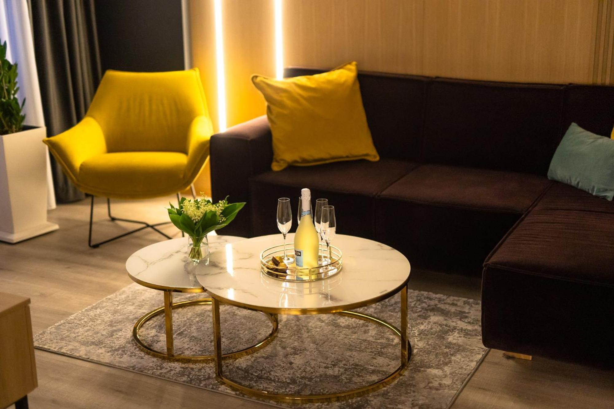 Apartamenty Fenomen - Premium Porto Nadmorskie Tarasy W Kolobrzegu Exteriör bild